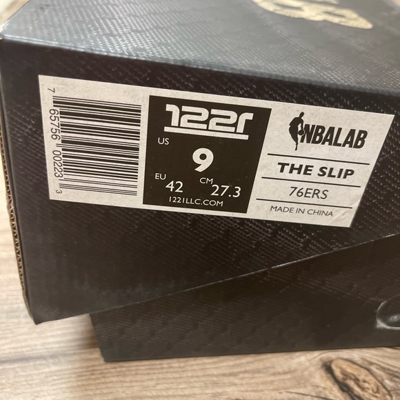 Philadelphia 76ers Slip-On Canvas Shoes - White - Size 9 - Picture 5 of 6